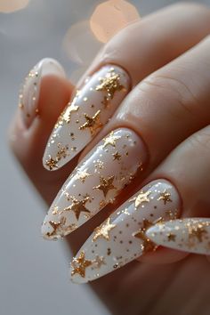 White Nail, Star Nails, New Year's Nails, Xmas Nails, Manicure Y Pedicure, Fancy Nails, Dope Nails, Nail Arts, Nail Polishes