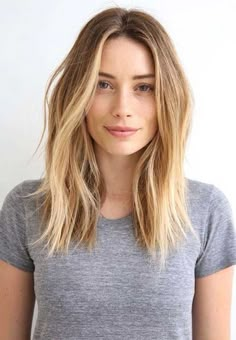 Medium Hair Styles For Women, Hairstyles Straight, Hot Hair Colors, Fall Hair Cuts, Bohol, Mid Length Hair, Balayage Highlights, Long Hairstyles, Long Bob