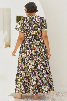 The Somerset Maxi Dress features a soft A-line silhouette, flattering smocked waist, and everyday-elegant tiers. The dress is made of cotton. Somerset Dress, Somerset Maxi Dress, Grey Maxi Dress, Somerset, Anthropologie, The Dress, A Line, Size 2, Top Brands