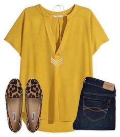 Animal Print Jeans, Leopard Loafers, Leopard Print Shoes, Print Jeans, Yellow Shirt, Print Shoes, Outfit Casual