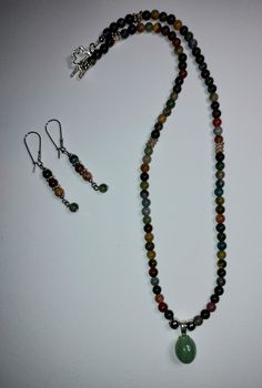 Green stone necklace with earrings