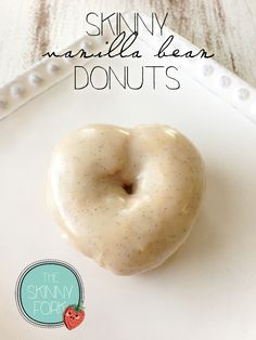 Skinny Vanilla Bean Donuts — I couldn't help but eat a second one! With less than 120 calories each, why not?! Donuts Recipes, Vanilla Glaze, White Bean, Donut Recipes, Yummy Sweets, Diet Food, How Sweet Eats, Healthy Sweets, Eat Dessert