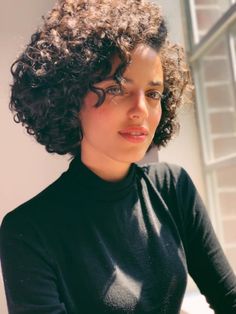 Shoulder Length Curly Bob, Short Curly Hairstyles For Women, Curly Haircut, Natural Curly Hair Cuts, Curly Hair Photos, Curly Short, Cute Curly Hairstyles, Brown Hair Balayage