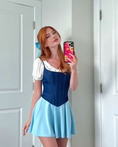 Halloween Costumes Redhead, Red Head Halloween Costumes, Red Hair Costume, Casual Halloween Costumes, Redhead Costume, Red Hair Halloween Costumes, Princess Inspired Outfits, Disney Outfits Women, Disney Princess Costumes