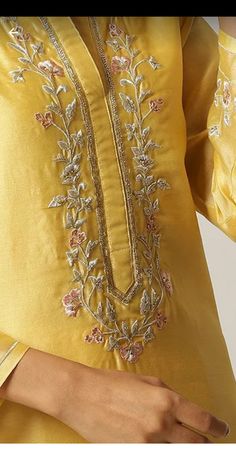 Yellow Embroidery Kurti, Retro Embroidery, Embroidery On Kurtis, Kurti Embroidery Design, Dress Design Patterns, Bead Embroidery Patterns, Hand Work Embroidery, Saree Blouse Designs Latest, Suits Design