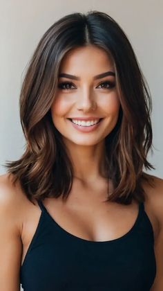 15 Stylish Mid-Length Bob Haircut Ideas to Rock This Season - TecArticles Medium Hair One Length, Haircuts For Mid Length Straight Hair, Short Brunette Hair For Round Face, Hairstyles Armpit Length, Haircut In Layers Mid Length, Medium Length Hair For Wavy Hair, Midlength Haircuts With Layers Long Bobs, Midlength Haircuts Brunette, Brown Hair Colors Shoulder Length