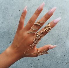 fhlorai: “sahnity: “ volcture: “ vibransy: “ V I B R A N S Y ” V O L C T U R E ” S A H N I T Y ” indie/boho ” Hand Chain Jewelry, Full Finger Rings, Ruby Ring Gold, Ruby Engagement Ring, Linking Rings, Hand Chain, Finger Rings, Hand Jewelry, Girly Jewelry