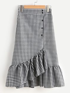 Falda de cuadros con volantes -Spanish SheIn(Sheinside) Long Outfit, Gingham Skirt, Sewing Skirts, Plaid Fashion, Plus Size Skirts