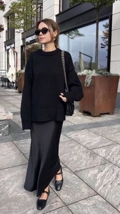 Rok Outfit, Long Skirt Outfits, Chique Outfits, Rock Outfit, Mode Casual, Looks Street Style, Modest Fashion Outfits