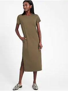 Women's Clothing - Shop New Arrivals | Banana Republic Navy Pencil Dress, Ribbed Bodycon Midi Dress, Dress Olive Green, Wrap Sweater Dress, Womens Wrap Dress, Black Dress With Sleeves, Daily Clothes, Striped Sleeveless Dress, Dress Shirt Sleeves