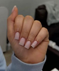 Short Solid Acrylic Nails, Small Nails Color, Cute Short Tapered Square Nails, Natural Nails Color Ideas Classy, Quarter Inch Acrylic Nails, Clearish Pink Nails, Basic Short Set Nails, Simple Square Short Nails