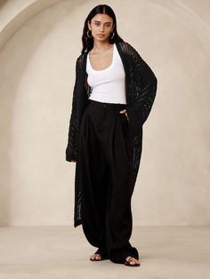 Cotton-Blend Open-Stitch Duster Cardigan | Banana Republic Black Bohemian Outfits, Long Cardigan Outfit Summer, Relaxed Outfits Women, Bohemian Street Style, Edgy Boho Fashion, 90s Style Icons, Oversized Black Cardigan, Long Cardigan Outfit, Extra Long Cardigan