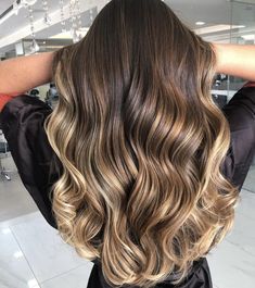 Highlights For Dark Brown Hair, Highlight Ideas, Balayage Blond, Gorgeous Hair Color, Long Hair Video, Brown Hair Balayage