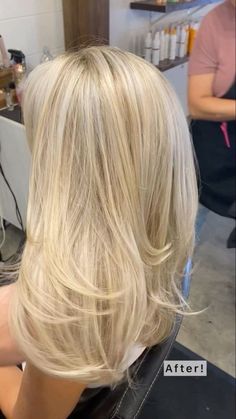 Hair Highlights Long Hair, Long Blonde Haircuts, Bleached Highlights, Vanilla Blonde Hair, Hair For A Wedding, Highlights Long Hair, Hair Styles Summer, Bright Blonde Highlights, Round Layers