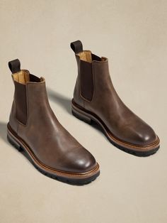 Diego Leather Chelsea Boot | Banana Republic Masculine Outfits, Formal Men Outfit, Classy Shoes, Leather Chelsea Boots, Mens Neck Ties, Shoe Cabinet, Casual Boots, Shoe Obsession