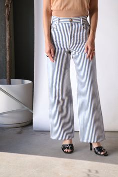 Rachel Comey Puerto Pant in Blue The Rachel, Raquel Allegra, Rachel Comey, American Design, Designer Outfits Woman, Sale Design, Trousers Women, Tank Top Shirt, Sale Items