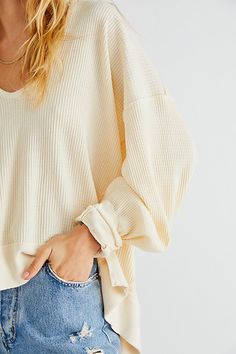 Perfect for layering or styling solo, this effortless thermal is featured in a V-neck silhouette with exaggerated sleeves and exposed seaming for the perfect lived-in look. Perfect Live, Exaggerated Sleeves, Sweatshirt For Women, Free People Sweater, Knit Cotton, Sweatshirt Designs, Boho Outfits, Neck Designs, Piece Of Clothing