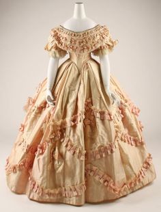 1860s Dresses, Fashion History Timeline, Historical Gowns, 1860 Fashion, Historical Costuming, Antique Dresses, Victorian Dresses, 1800s Fashion, Historic Fashion