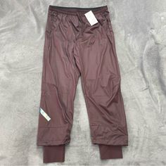 Nike Storm Fit Running Pants Men's Size Large Brand New With Tags Usps Shipping Thank You! Brown Sweatpants Nike, Vintage Brown Nike Track Pants, 4-way Stretch Nylon Gym Pants, 4-way Stretch Nylon Sports Pants, Mens Running Pants, Running Pants, Active Wear Pants, Nike Men, Mens Pants