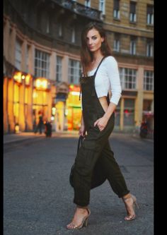 Nightout Outfit, Latest Crop Tops, Zara Suits, Fendi Bag, Asos Fashion, Zara Jumpsuit, Where To Shop, Online Mens Clothing, Best Fashion