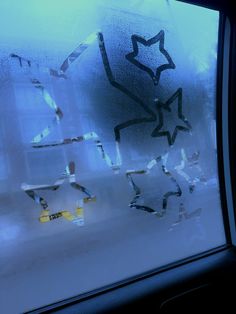 the stars are drawn on the frosted window