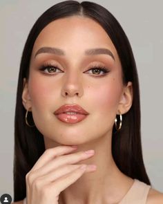 Matte Eye Makeup Looks, Hindash Makeup, Flawless Filter, Lips Pillow, Maquillage On Fleek, Classy Makeup, Glam Wedding Makeup, Wedding Makeup For Brown Eyes, Prom Eye Makeup