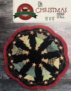 Oh Christmas Tree Wool Mat by Little Red Hen Wool Trees, Candle Mats Patterns, Wool Candle Mats, Wool Applique Quilts, Wool Applique Kits, The Little Red Hen, Applique Christmas, Candle Mats, Wool Mats