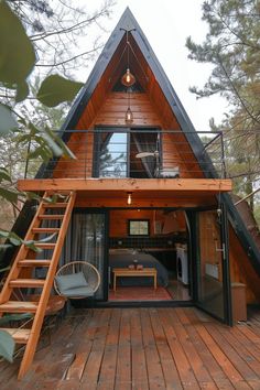 74 Modern A-Frame Houses for Your Perfect Escape Tiny Home A Frame, A Frame Cabin Plans Layout, Small A Frame House, A Frame Cottage, Modern Cottage Design, A Frame House Interior, Two Story Cabin, Small Cottage Ideas, A-frame Interior