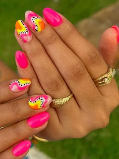 hot pink nails with retro swirls Bright Colored Nails, Bright Summer Nails Designs, Bright Pink Nails, Neon Pink Nails, Nails Inspo Aesthetic, Pink Summer Nails, Bright Nail Designs, Neon Green Nails, Spring Break Nails