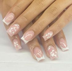 #nails #hibiscus #square #shortnailsdesign Nails Hibiscus, Hibiscus Nails, Henna Nails, Spring Acrylic Nails, Fancy Nails Designs, Gel Nails Diy, Colored Acrylic Nails