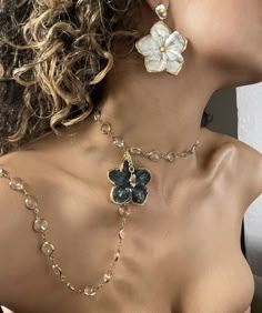 Summer necklace earrings jewelry tan aesthetic bathing suit summer photo instagram free ideas Water Princess, 00s Mode, Jewelry Lookbook, Girly Jewelry, Dream Jewelry, Pretty Jewellery, Jewelry Inspo