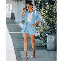 Women’s 2 Piece Blazer And Solid Short Pants Suit Sets. Never Worn. Short Pants Suit, Blazer Short Set, Breezy Outfit, Blazer Set, Pants Suit, Blazer And Shorts, Womens Blazers, Long Sleeve Blazers, Blazer Outfits