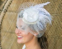 Elegant Derby Hat - Etsy Vintage Wedding Headpiece, Headpiece With Veil, Wedding Headpiece Vintage, Juliet Cap, Tulle Veil, Tulle Veils, Birdcage Veil