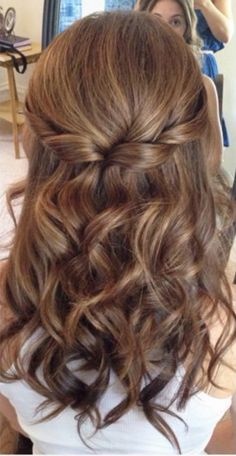 Semi Formal Hairstyles, Bridemaids Hairstyles, Wedding Hairstyles Bridesmaid, Half Up Half Down Hairstyles, Elegant Wedding Hair, Wedding Hairstyles Half Up Half Down, Wedding Hair Down, Bridesmaid Hairstyles, Penteado Cabelo Curto