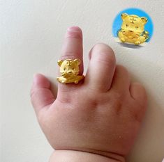 Cute Tiger Baby Ring 24K 0.999 Pure 3.75g 한돈 | It's a perfect gift for a baby who was born in 2022 the Year of the tiger The Tiger is the 3rd of the twelve animal signs that make up the Chinese zodiac. Celebrate your loved one's Baeke-il (100days) or Dol(1st birthday party) with our dainty, delicate and simple, minimalist Pure Gold 24K Tiger Ring . 💕Package: All items are in a gift case with certification and sent in a fortune pouch to ensure safe delivery to every customer. Animal Signs, Baby Gold Rings, Tiger Baby, Tiger Ring, Baby Ring, Cute Tiger, Baby Rings, Medical Bracelet, Cute Tigers