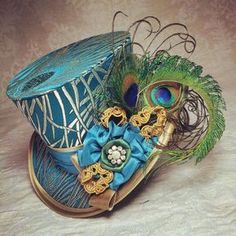 Mini Top Hat Steampunk hat Top hat Gothic Lolita by OohLaLaBoudoir Steampunk Mode, Moda Steampunk, The Hatter, Teal Hat, Mode Steampunk, Mad Hat, Mad Hatter Hat, Mad Hatter Hats, Victorian Hats