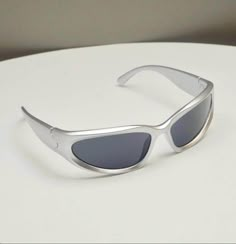 Trendy Y2K Future Style Sunglasses, Trendy Sunglasses for Men, Ideal Choice for Gifts Aesthetic Sunglasses, Y2k Glasses, Y2k Sunglasses, Sunglasses Silver, Silver Sunglasses, Steampunk Sunglasses, Cool Glasses, نظارات شمسية, Stylish Glasses