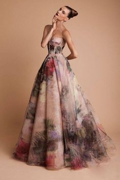 15 Floral Wedding Dresses | Alternative Wedding Dresses | Bridal Musings Wedding Blog 11 Sukienki Maksi, Floral Wedding Dress, Bridal Musings, فستان سهرة, Dresses 2024, Gorgeous Gowns, Dress Prom, Maxi Skirts, Elie Saab