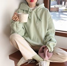 Green Sweatshirt Outfit, Green Hoodie Outfit, Hoodie Aesthetic, Sailor Jupiter, Sailor Venus, Inspo Board, Aesthetic Shirts, Korean Girl Fashion, Hoodie Outfit