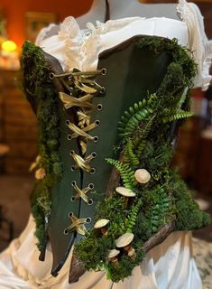 Vines And Branches, Mushroom Costume, Ren Faire Outfits, Vine And Branches, Wood Nymph, Ren Faire Costume, Fairy Cosplay, Fair Outfits, Ren Fest