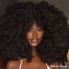 Dark Skin Models, Big Afro, Type 4 Hair, Pelo Afro, 4c Natural Hair, Natural Hair Inspiration, 4c Hairstyles, Afro Hairstyles, Black Girls Hairstyles