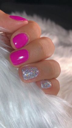 Jul 12, 2021 - This Pin was created by Pznailsroom on Pinterest. Gel semipermanente en uñas natural Kids Nail Designs, February Nails, Her Nails, Nails For Kids, Nails Polish, Pink Nail, Girls Nails