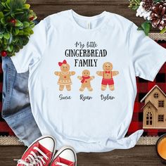 Let me turn your family into Gingerbread People with our personalized Gingerbread family shirt! We each have our own little gingerbread families and Christmas is the perfect time to show them off! This adorable customized Gingerbread Family shirt is sure to put a smile on everyone's face!  How to order: In the personalization box please enter the name of the child along with the corresponding letter for the gingerbread person you'd like on the shirt *(Please reference the listing photo). For exa Meat Gifts, Gingerbread Person, Gingerbread Shirt, Personalized Christmas Shirts, Gingerbread Family, Gingerbread People, Winter Tees, Xmas Tees, Halloween Graphic Tees