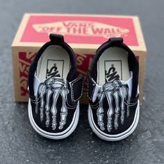 Gothic Baby Nursery, Alternative Baby Clothes, Vans Slip Ons, Gothic Baby, Slip On Vans, Goth Baby, Skeleton Bones, Shoes For Kids, Baby Fits