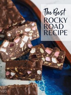 the best rocky road recipe is made with chocolate, marshmallows and sea salt