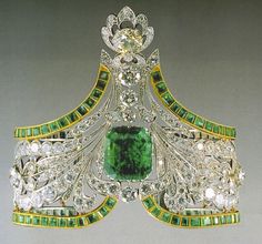 olga74ru | Неизвестные мне тиары Russian Crown, Emerald Bracelet