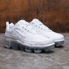 nike women air vapormax 360 white white white black Nike Metcon 7 All White, Womens Nike Air Vapormax Flyknit, Women Nike Vapormax, Vapormax Pro Nike, Nike Vapormax Plus White, Womens Vapormax Shoes White, Nike Tn 1, White Nike Tns, Nike Air Vapormax Women Outfit