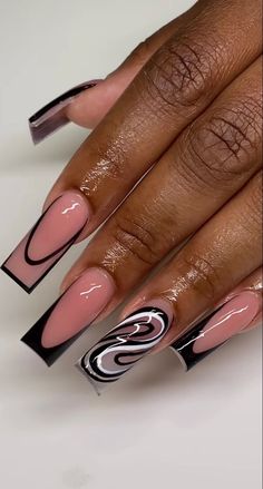 Bougie Nails, On Hand Tattoo, Hand Tattoo Designs, Birthday Nail, Set Nails, Drip Nails, Colored Acrylic Nails, Dope Nail Designs, French Acrylic Nails