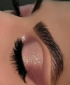 Machiaj Smokey Eyes, Sweet 16 Makeup, Quinceanera Makeup, Make Up Gold, Gold Makeup Looks, Wedding Eye Makeup