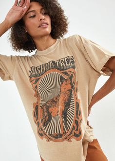 Joshua Tree Coyote Sand Boyfriend Tee — GirlDangerous Oversize Tee, Dangerous Woman, Boyfriend Style, Boyfriend T Shirt, Boyfriend Tee, Logo Tee, Joshua Tree, Rei Co-op, Oversized Tee